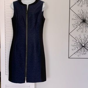 Elie Tahari Sleeveless Dress. Blue and Black. Size 8..